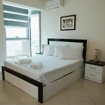شقة Thea Seaview فلورا