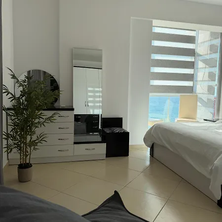 Thea Seaview Apartman