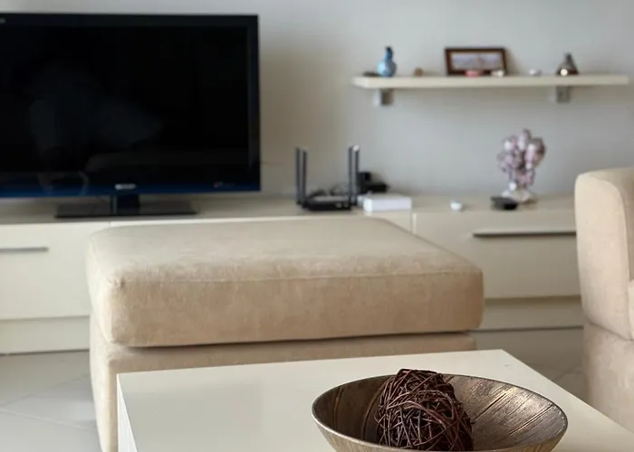 公寓 Thea Seaview *